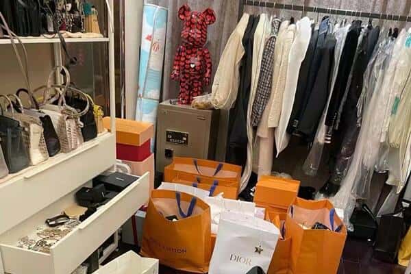 青岛市崂山回收一线品牌衣服